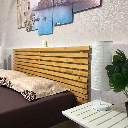 בוקרשט Large Apartment City Centre מראה חיצוני תמונה