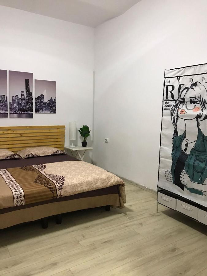 בוקרשט Large Apartment City Centre מראה חיצוני תמונה