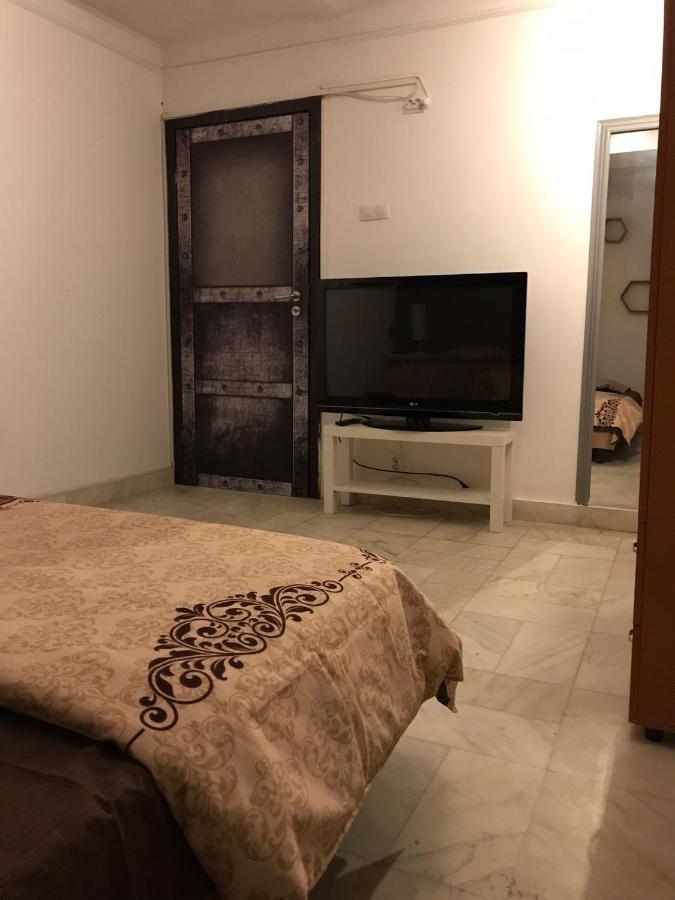 בוקרשט Large Apartment City Centre מראה חיצוני תמונה