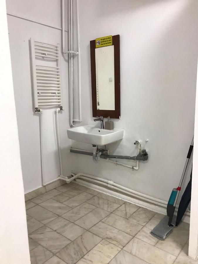 בוקרשט Large Apartment City Centre מראה חיצוני תמונה