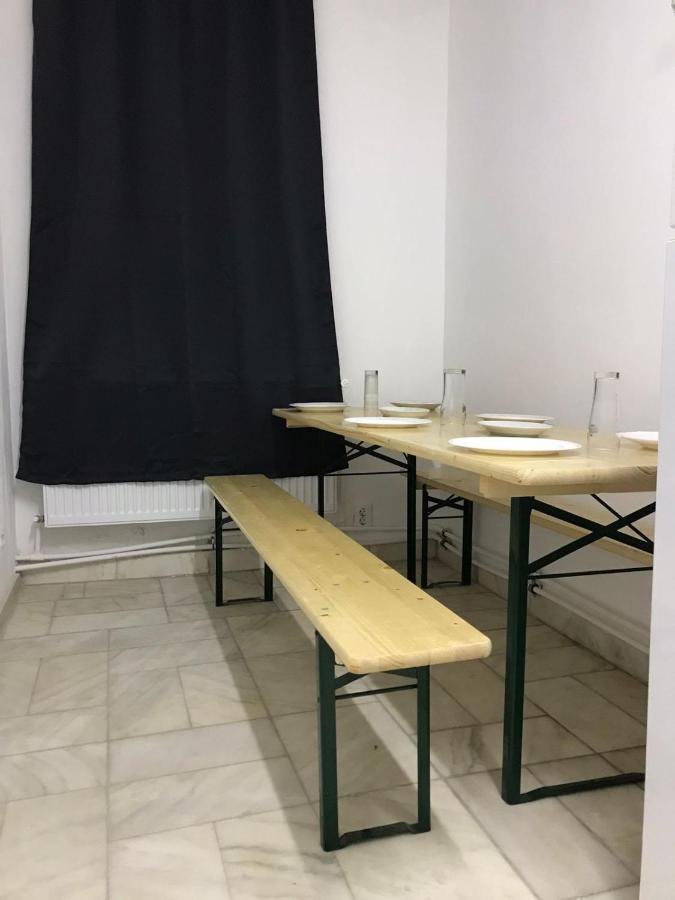 בוקרשט Large Apartment City Centre מראה חיצוני תמונה